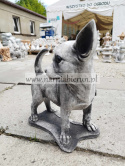 Figurka betonowa PIES CHIHUAHUA stojący 32 cm