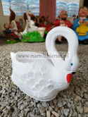 Figurka plastikowa DONICA ŁABĘDŹ MINI 27 cm