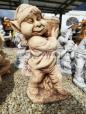 Figurka betonowa TROLL SKRZAT KRASNAL Z WIADREM 50 cm