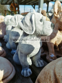 Figurka betonowa Pies piesek siedzący LABRADOR 25 cm